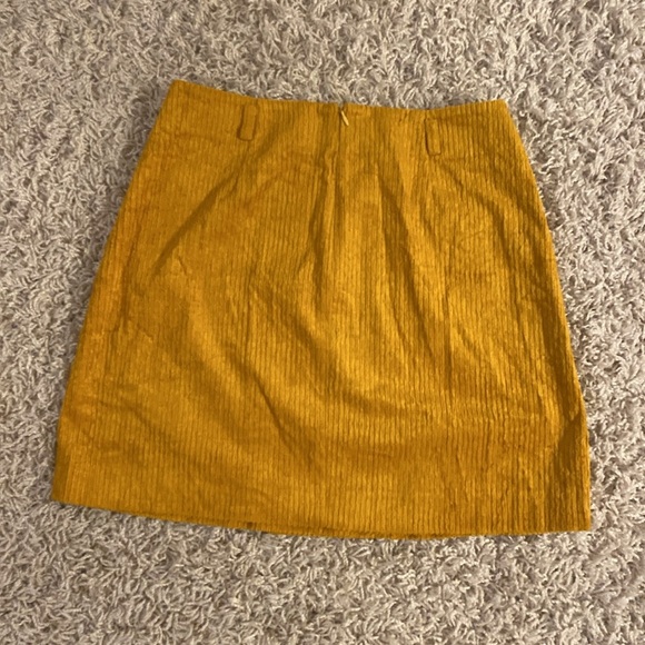 ALYSI yellow skirt size 8 - Picture 7 of 7